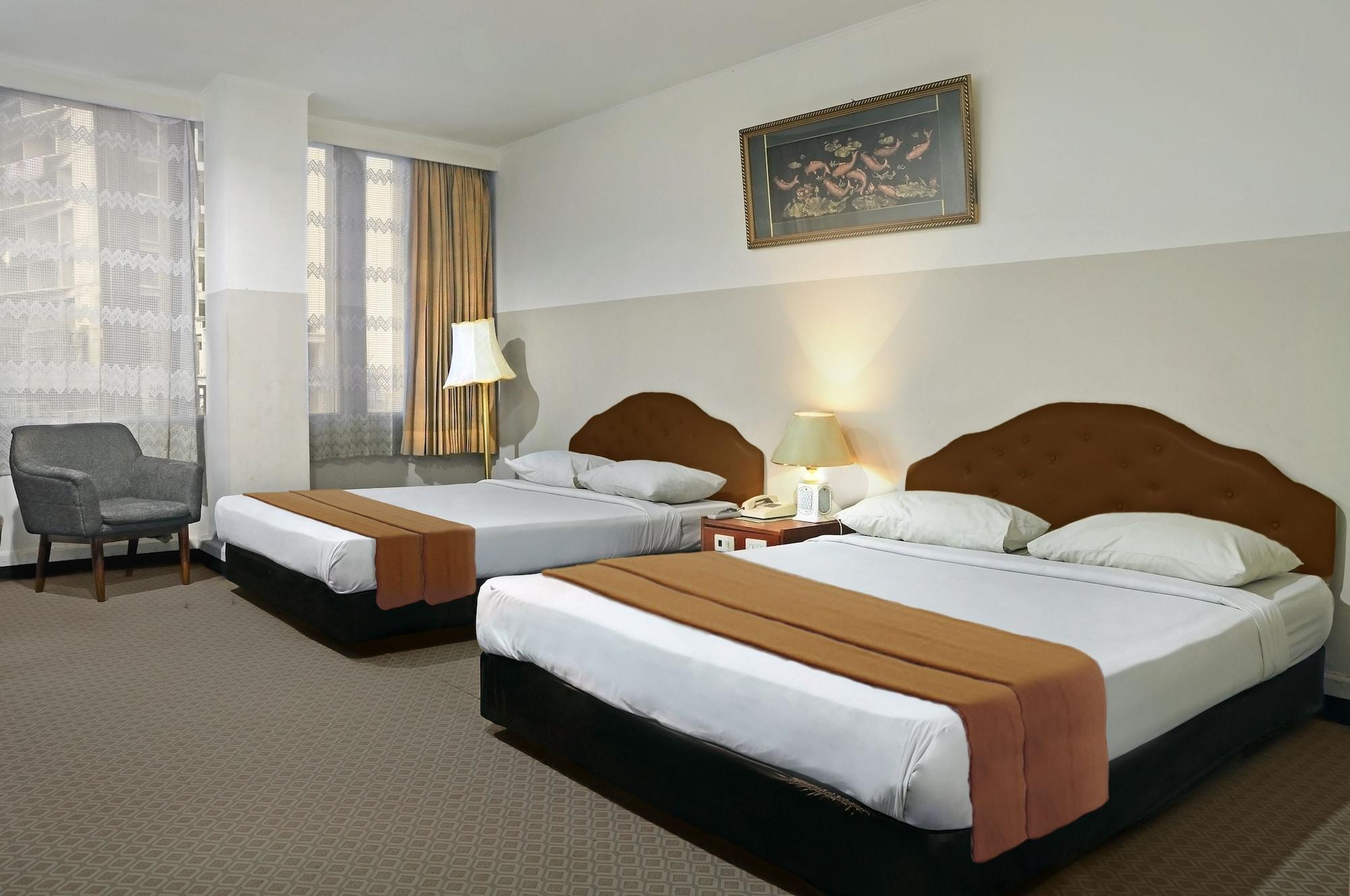 Hotel Banyuwangi Sintera Джакарта Екстериор снимка