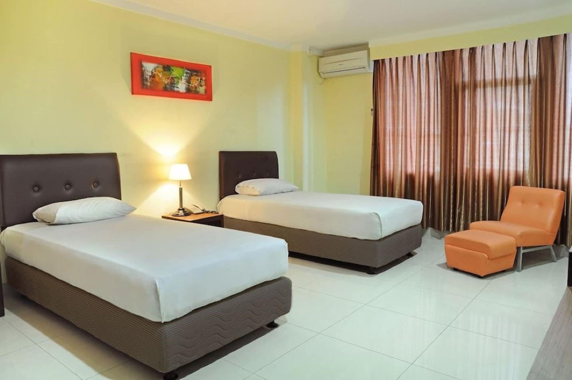 Hotel Banyuwangi Sintera Джакарта Екстериор снимка